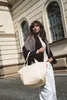 reisenthel borsa shopper Shopper Leo Vanilla giallo chiaro Anteprima dell’immagine prodotto 5