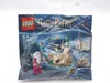 A sealed plastic bag containing a LEGO Harry Potter Hogwarts Castle building set. Produktbild-Vorschau