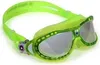 A pair of green swimming goggles on a white background. Produktbild-Vorschau
