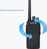 A black Retevis RT81 walkie-talkie with blue arrows indicating digital and analog modes. Anteprima dell’immagine prodotto