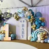 Set di ghirlande di palloncini blu e oro per compleanni e Anteprima dell’immagine prodotto 9