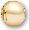 A close-up studio shot of a single gold charm. Podgląd zdjęcia produktu