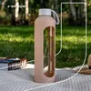 Wessper Trinkflasche aus Glas mit Silikonhülle – 1 L – mit Produktbild-Vorschau 5