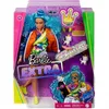 Barbie Extra Puppe mit blauen Haaren und Skateboard, inkl. Produktbild-Vorschau 6