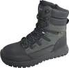 A black and gray winter boot is shown against a white background. Voir les images du produit
