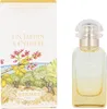 A perfume bottle and its packaging are displayed side-by-side against a white background. Náhled obrázku produktu