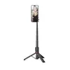 A selfie stick with a phone attached, displaying a person's image. Produktbild-Vorschau