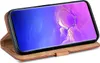 A brown leather wallet case for a smartphone is shown open, displaying the phone's screen. Produktbild-Vorschau