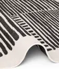 Tapis Ted Baker Haringey à tissage plat, motif Bounds, noir Voir les images du produit 5