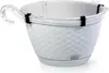 A white hanging planter with a woven texture and a beige saucer. Náhled obrázku produktu