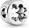 A close-up studio shot of a silver Pandora charm shaped like a four-leaf clover. Produktbild-Vorschau