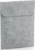 A grey felt sleeve for an iPad or similar device, shown flat against a light grey background. Produktbild-Vorschau