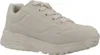 A single beige sneaker is shown from a side angle against a white background. Voir les images du produit