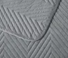 Graue Samt-Tagesdecke ARROW VELVET Größe: 200 x 220 cm Produktbild-Vorschau 4