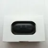 A black product case with the brand name 'amazfit' visible, presented in a white cardboard box with a cut-out window. Voir les images du produit