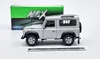 Modèle réduit Welly 1:24 Landrover Defender argent Voir les images du produit 5