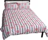 A bed with Manchester United themed bedding. Produktbild-Vorschau