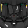 Close-up view of a black car seat's harness and padding. Produktbild-Vorschau