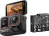 An action camera and its spare battery are displayed on a white background. Anteprima dell’immagine prodotto