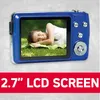 A blue digital camera is shown with a picture of a woman on its screen, and a red banner with text below. Anteprima dell’immagine prodotto