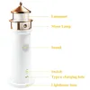 A white lighthouse-shaped lamp with gold accents, featuring labels pointing to its different parts. Produktbild-Vorschau