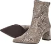 A pair of women's ankle boots with a snakeskin pattern, shown from a diagonal angle against a white background. Produktbild-Vorschau