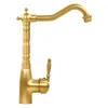 A golden faucet on a white background. Podgląd zdjęcia produktu