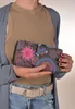 styleBREAKER Damen Geldbörse mit buntem Blumen Blüten Produktbild-Vorschau 6