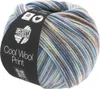A ball of yarn with a label. Produktbild-Vorschau