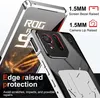 A close-up marketing image of a phone case with text overlays highlighting its features. Produktbild-Vorschau