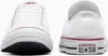 A front and back view of a pair of white Converse sneakers. Voir les images du produit