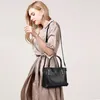 1 Vintage-Schultertasche Damen aus hochwertigem Leder in Produktbild-Vorschau 5
