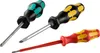 Three screwdrivers are arranged diagonally on a white background. Anteprima dell’immagine prodotto