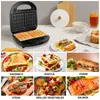 A collage of images showcasing a sandwich maker and various foods prepared with it, including sandwiches, waffles, panini, steak, grilled vegetables, and salmon. Produktbild-Vorschau