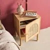 Set 2 comodini in legno con ante in cannage, Marrone Anteprima dell’immagine prodotto 4