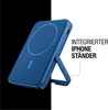A blue magnetic power bank with an integrated stand is shown against a split black and white background. Produktbild-Vorschau