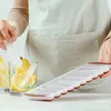 NAVA Eiswürfelform / Eiswürfelschale mit Silikonboden zum Produktbild-Vorschau 10