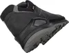 A black and gray hiking boot is shown from a low angle, with the sole facing the viewer. Voir les images du produit