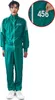 A man wearing a green and white tracksuit with the number 456 on it, standing against a white background. A close-up inset shows a hand attaching the number 456 to the tracksuit. Produktbild-Vorschau