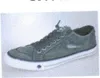 A single shoe is shown from the side against a light gray background. Anteprima dell’immagine prodotto