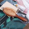 Hřeben se vzduchovým polštářem, dřevěná rukojeť, Náhled obrázku produktu 8