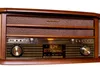 A close-up studio shot of a retro-style stereo system. Produktbild-Vorschau