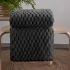 Eurofirany koc efekt 3D czarny 200x220 cm 260 GSM poliester Podgląd zdjęcia produktu 2