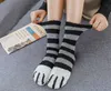 INF Flauschige Katzensocken mit Katzenpfoten 6 verschiedene Produktbild-Vorschau 11