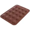 A brown silicone baking mold with multiple indentations for making small, textured treats. Anteprima dell’immagine prodotto