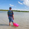 Plávajúca bezpečnostná bója OpenWater XL s taškou na veci Náhľad obrázku produktu 5