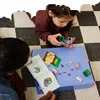 LEGO Bluey Omas mit Bingo und Bluey - Lernspielzeug mit Produktbild-Vorschau 25
