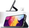 A smartphone case shown in two different orientations, one standing up and one lying flat. Anteprima dell’immagine prodotto