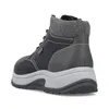 A black and gray men's boot is shown from the back against a white background. Produktbild-Vorschau