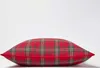HOMESCAPES Roter Schottenmuster-Kissenbezug Edward, 60 x 60 Produktbild-Vorschau 3